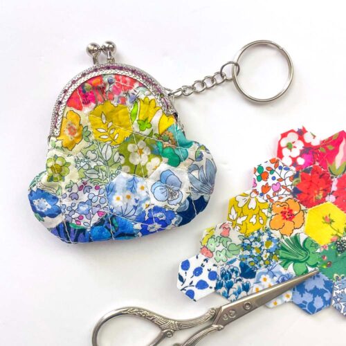 Mini Clasp Purse with Anna Sanders: Fabric & Equipment Requirements - Image 3