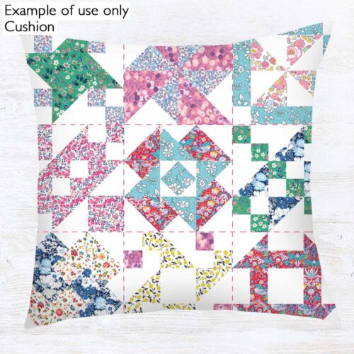 Kit to make a complex patchwork cushion