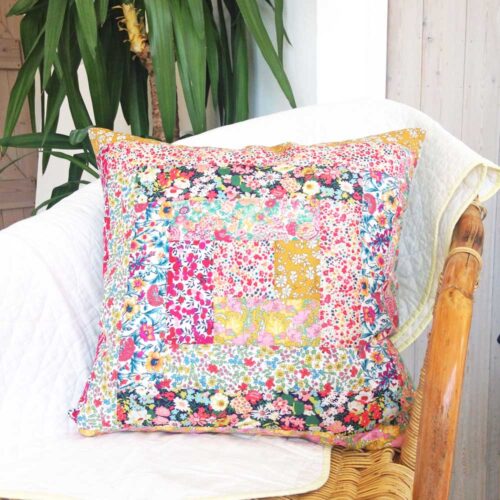 PATTERN: Log Cabin Cushion Pattern