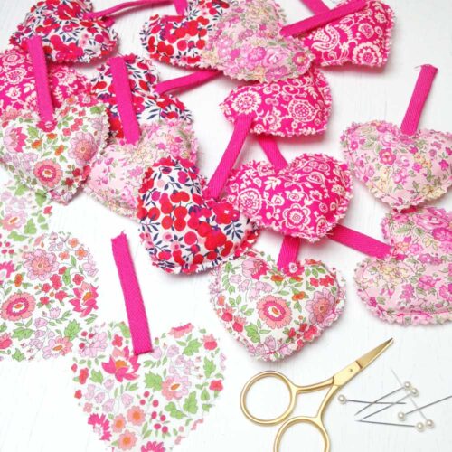 Sweetheart Garland Kit in Hot Pink - Image 2