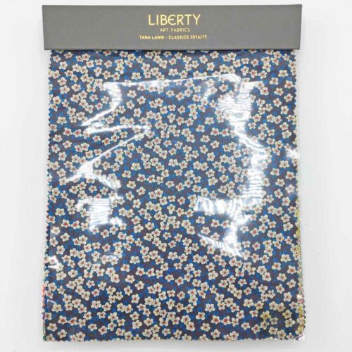 Liberty Tana Lawn® Fabric Swatch Book - 2016/17 Classics - ≈172 pieces - Image 2