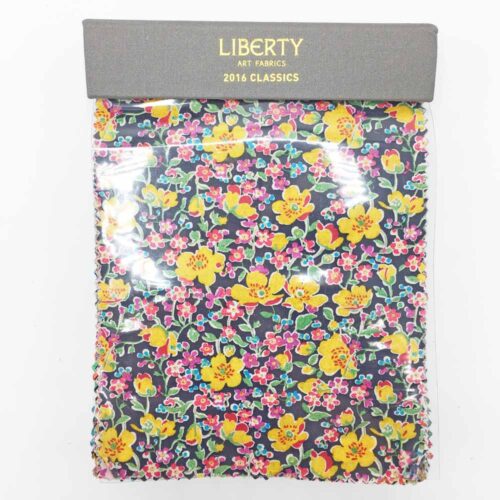Liberty Tana Lawn® Fabric Swatch Book - 2016 Classics - ≈169 pieces - Image 2