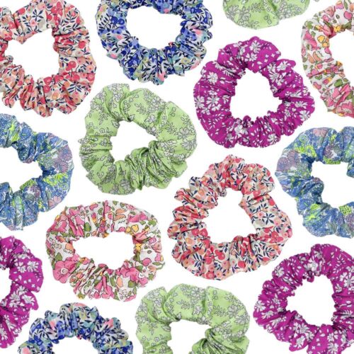 Liberty Tana Lawn® Wiltshire Blue Scrunchie - Image 3