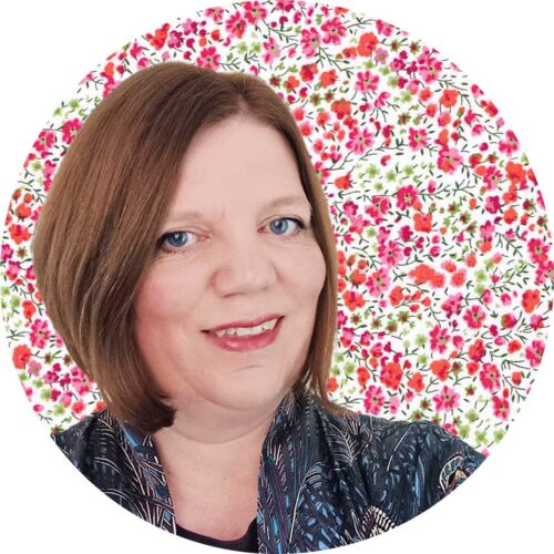 Strawberry Thief Kaleidoscope Cushion by Suzanne Campion: Fabric & Equipment Requirements - Image 4